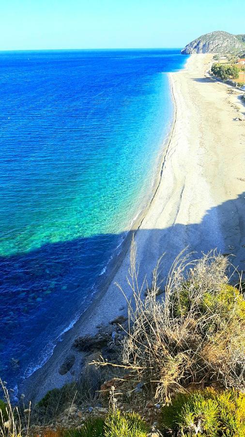 Dimitra Holiday home Mourteri